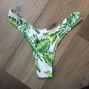 High leg bikini bottoms